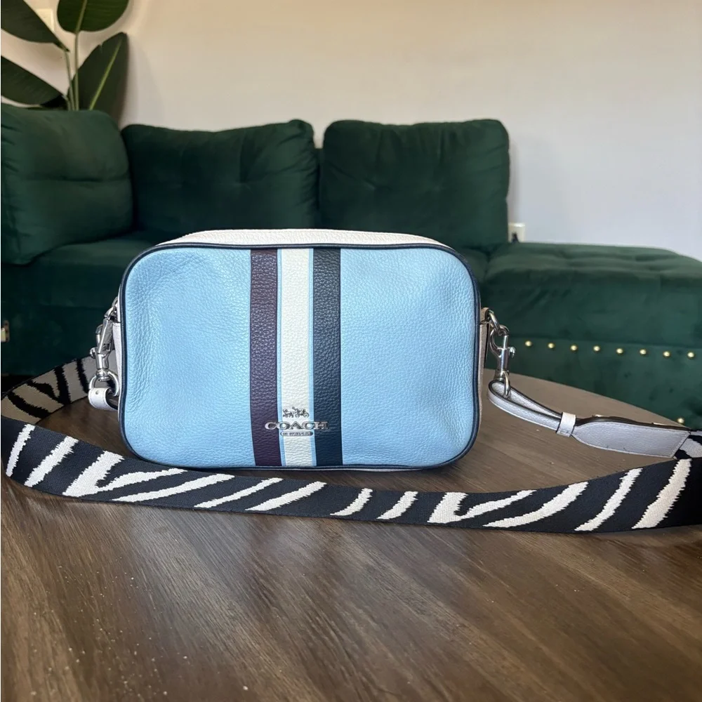 Coach Jes Crossbody in Colorblock with Stripe - Picture 2 of 16